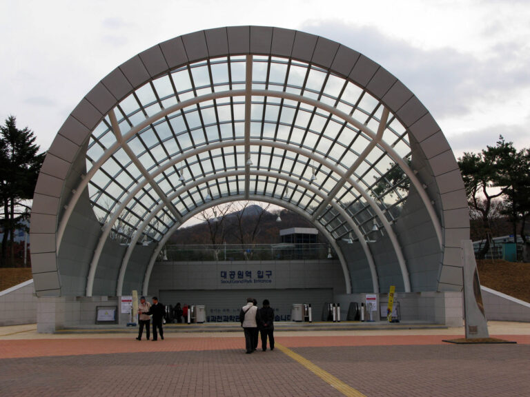 Gwacheon Seoul Grand Park and Zoo (과천 서울대공원·동물원)