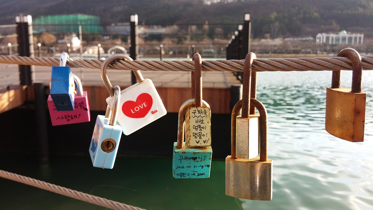 Daegu Suseong-gu Suseong Lake Waterside Promenade