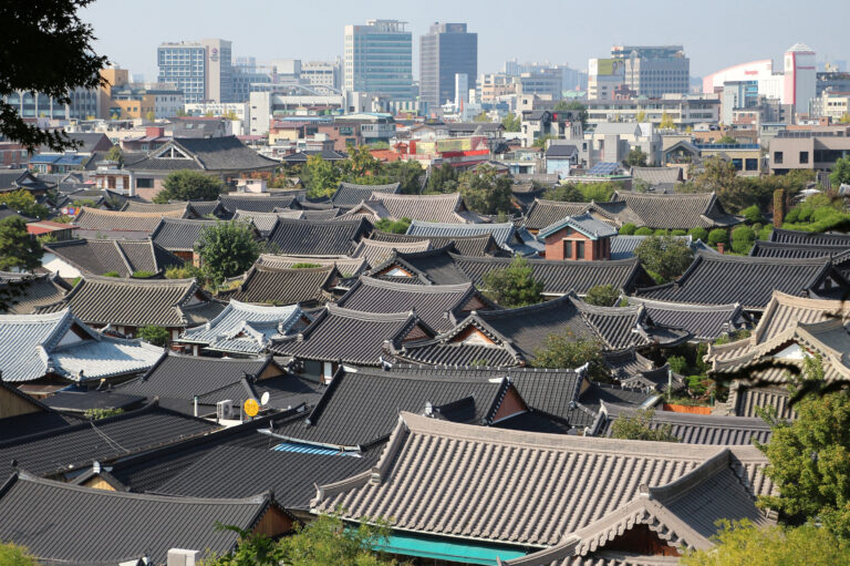 Jeonju Hanok Village Morning Bibimbap Tradition