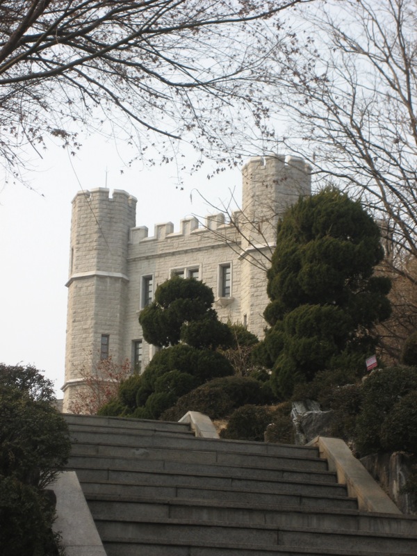 Korea University Gothic Campus (고려대 본관 캠퍼스)