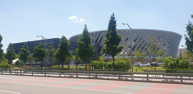 Mapo Jungang Library
