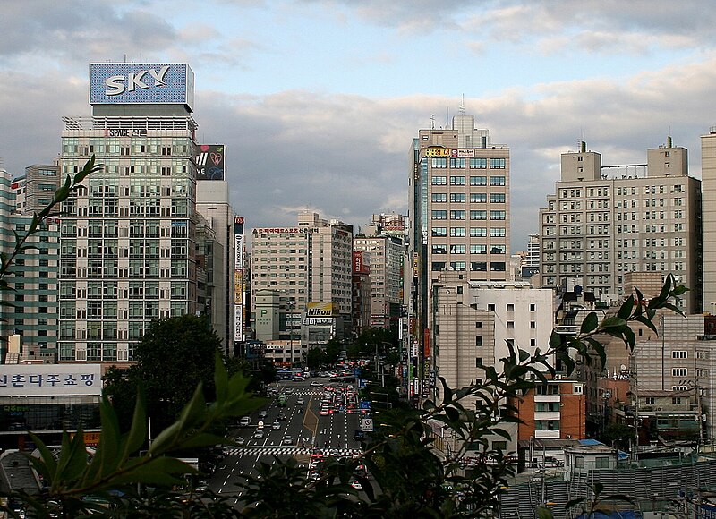 Sinchon University Hofs & Student Street