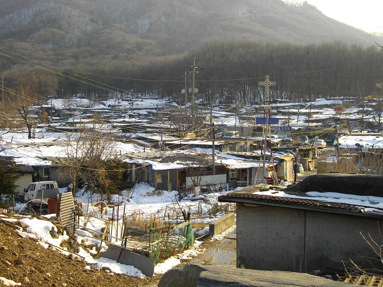 Baeksa Village — Seoul’s Last Moon Village