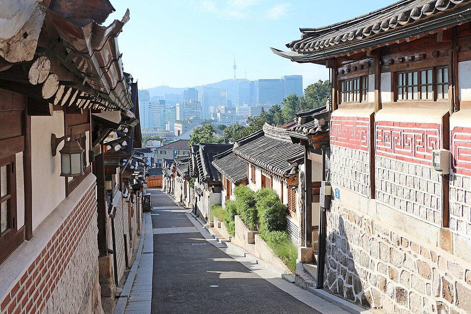 Bukchon Traditional Craft Workshop Alley