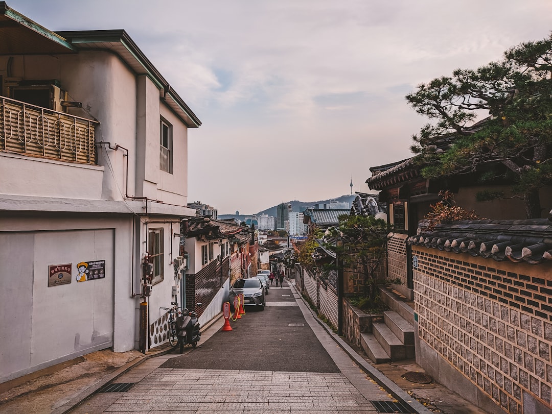 Bukchon Neighborhood Cafes