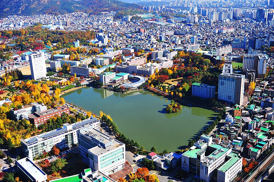 Konkuk University Lake & Campus Café District